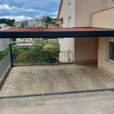 Magi House With Pool Apartment Podstrana Exterior photo