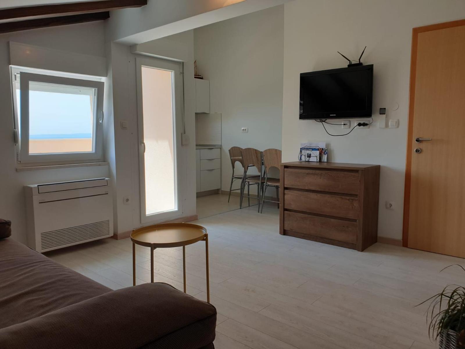 Magi House With Pool Apartment Podstrana Room photo